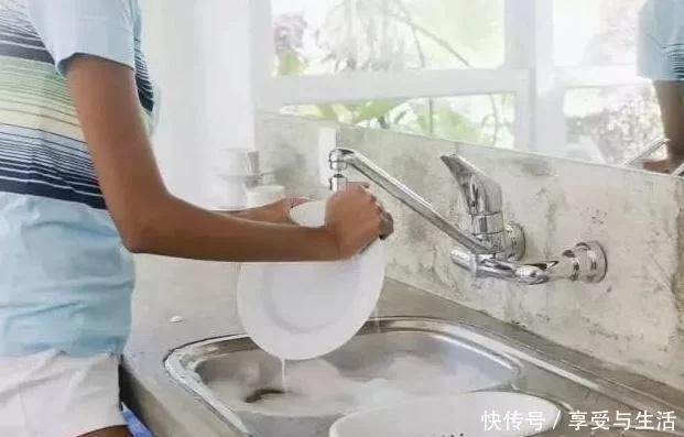 t01c85ac5b8188aa156.webp.jpg