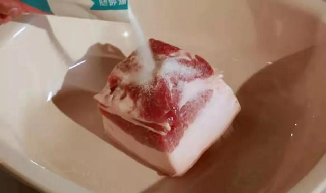下载 (13).jpg